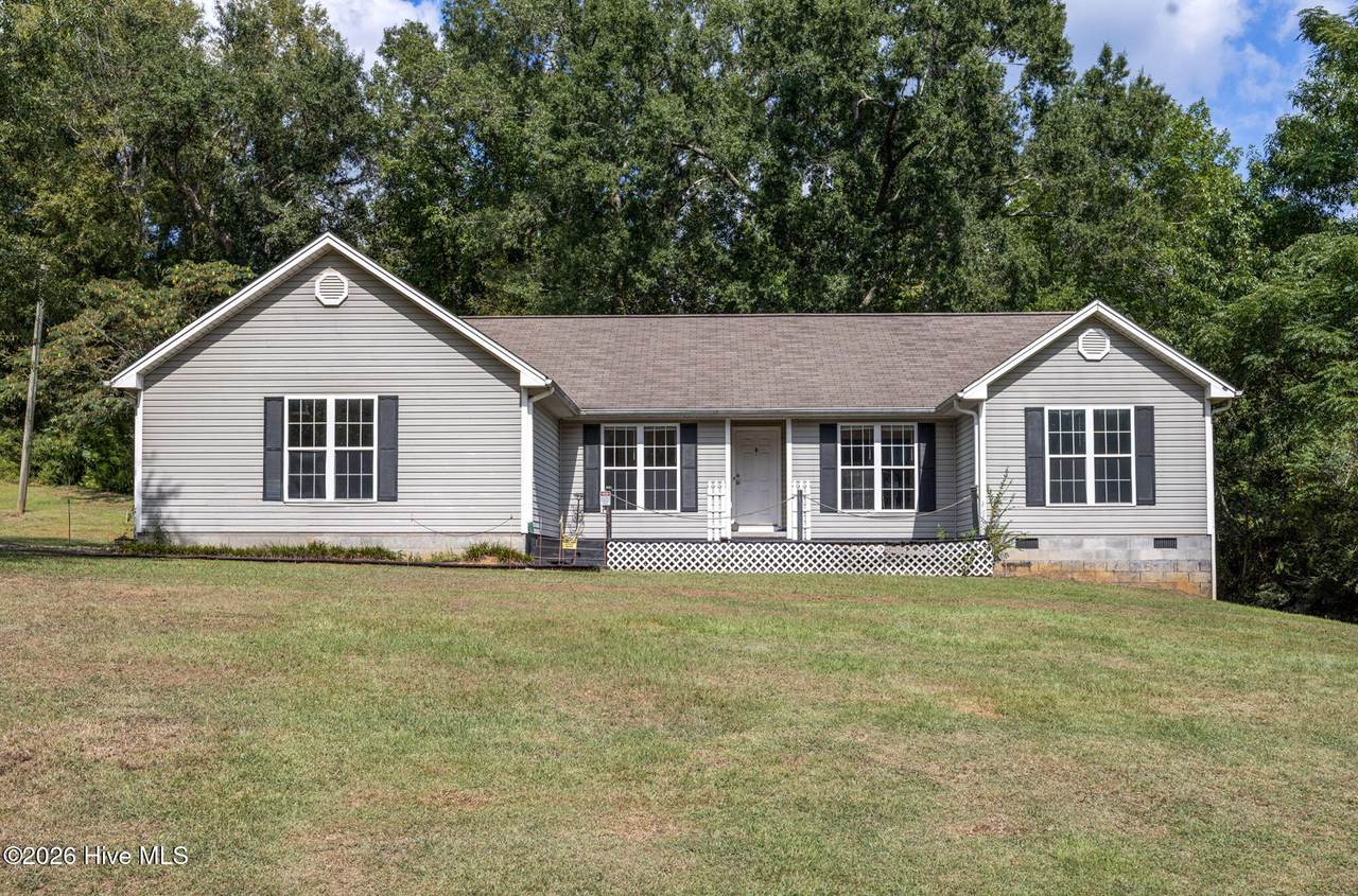 3245 Rosemont Road - Photo 1