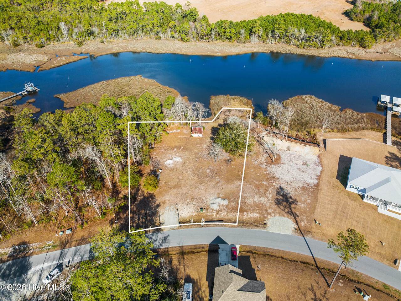 174 Henderson Drive - Photo 1