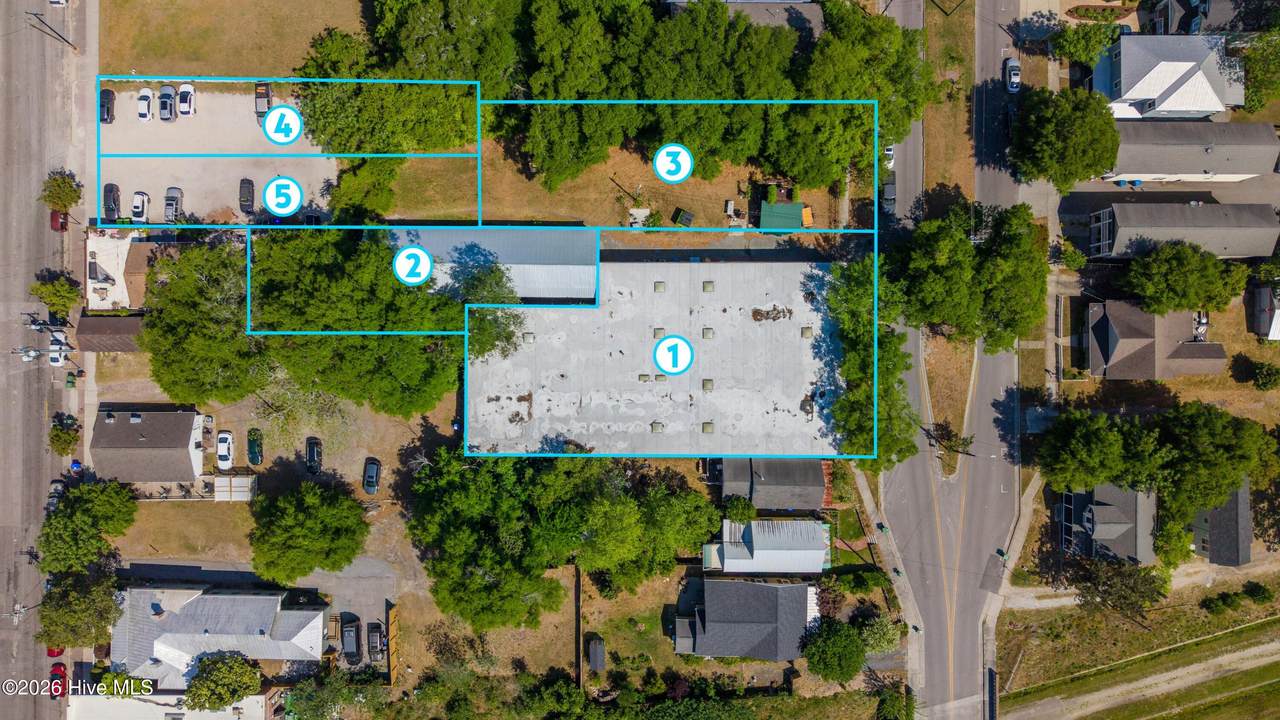 712 4th Street - Photo 1