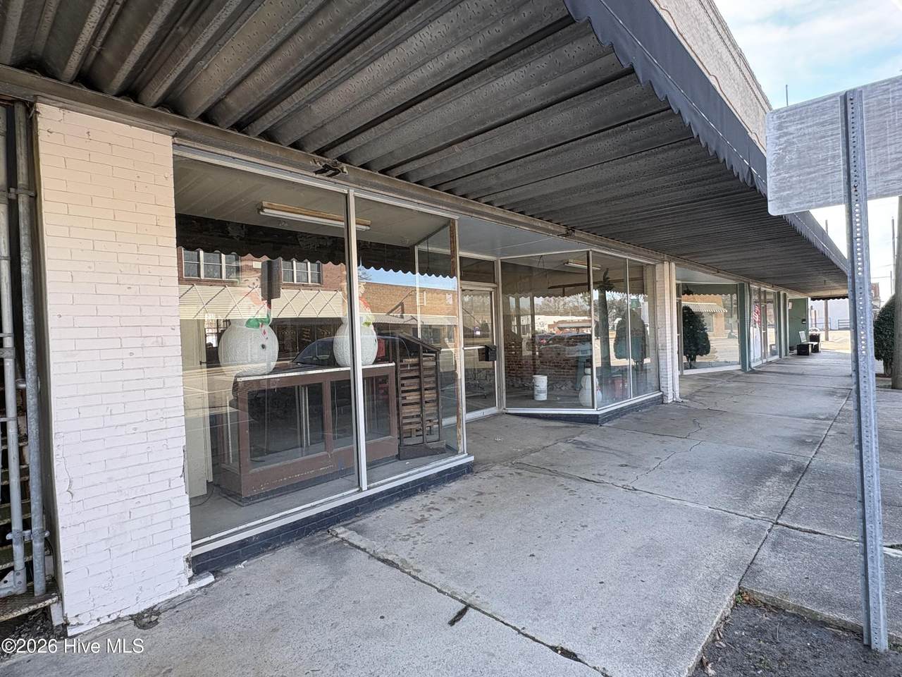 1109 Main Street - Photo 1