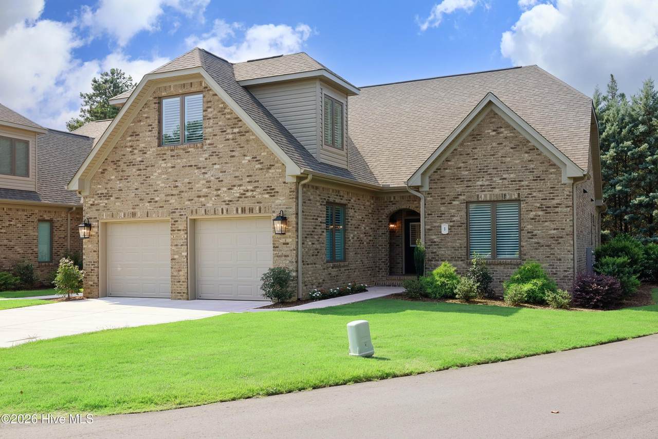 1 Castle Bridge Court - Photo 1