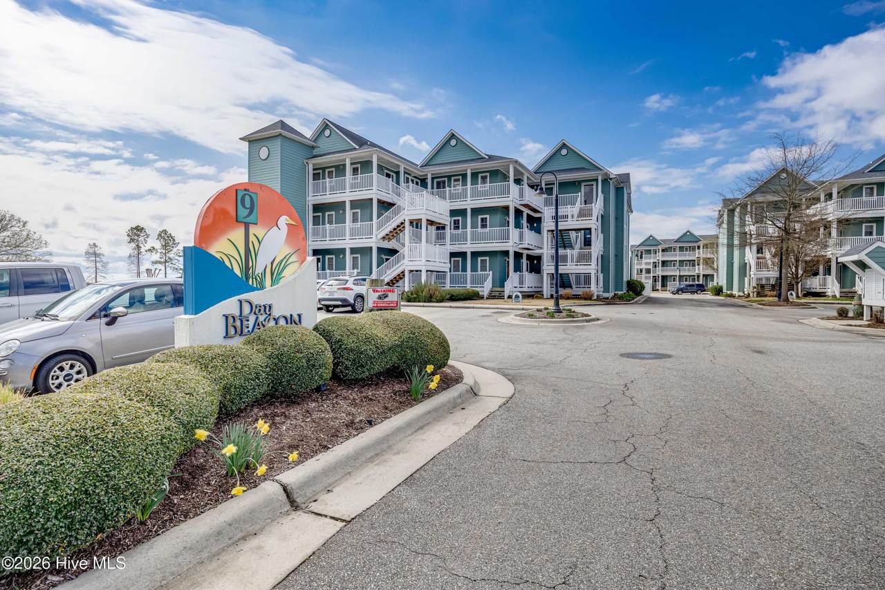 1101 Day Beacon Drive - Photo 1