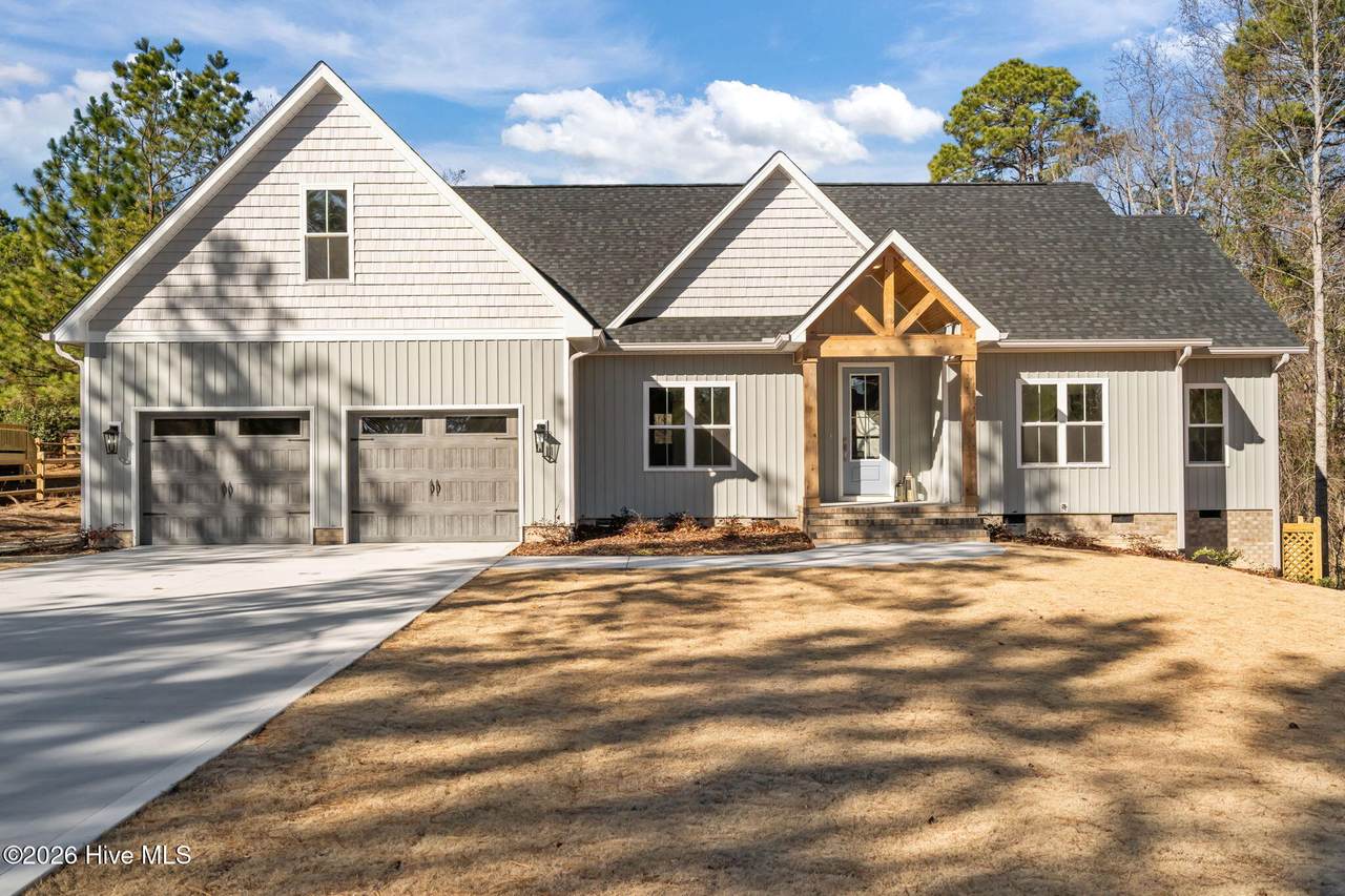 101 Yorkshire Court - Photo 1