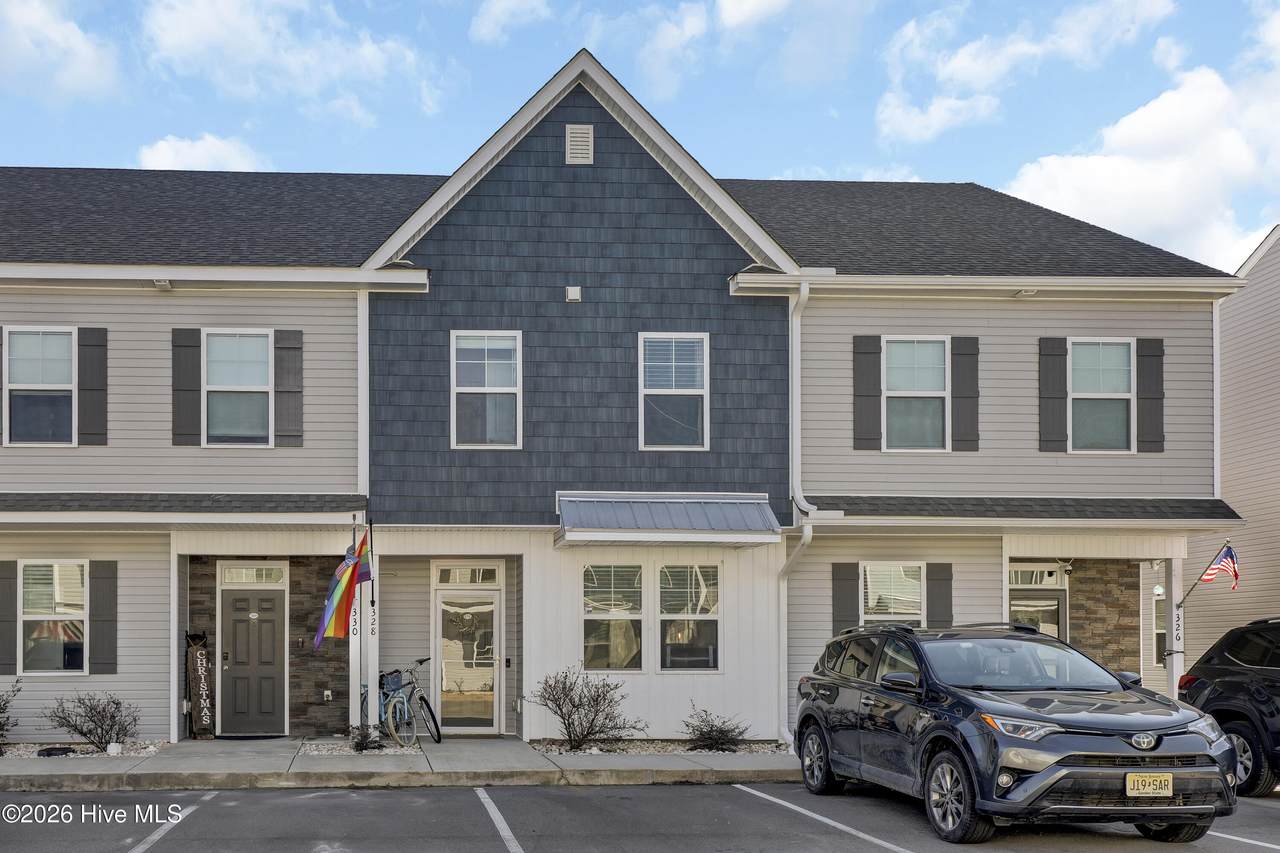 328 Starfish Lane - Photo 1