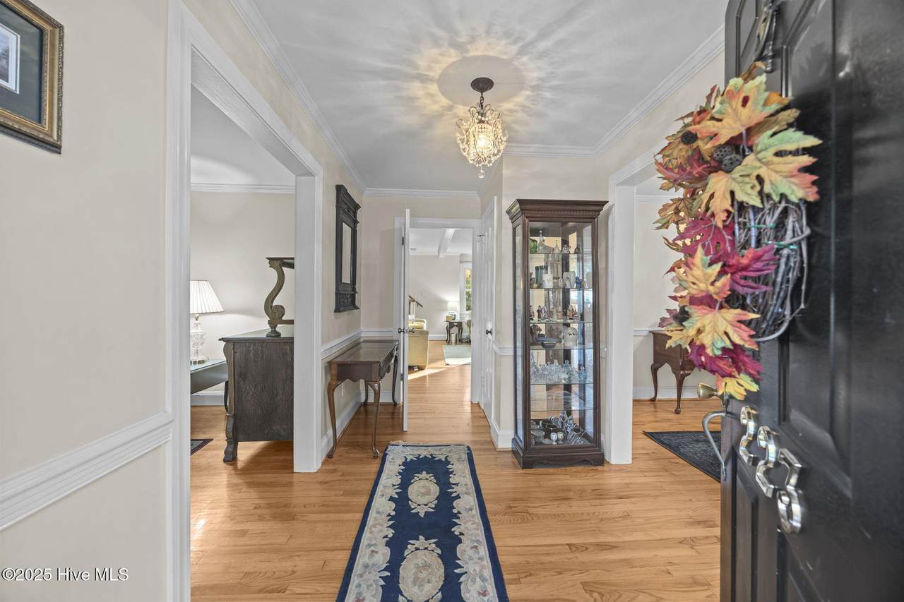 223 Churchill Drive - Photo 1