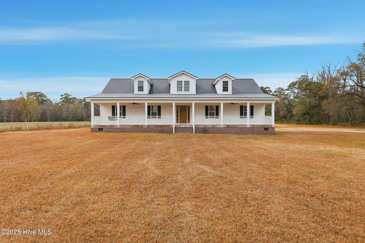 1364 Byrdville Freeman Road - Photo 1