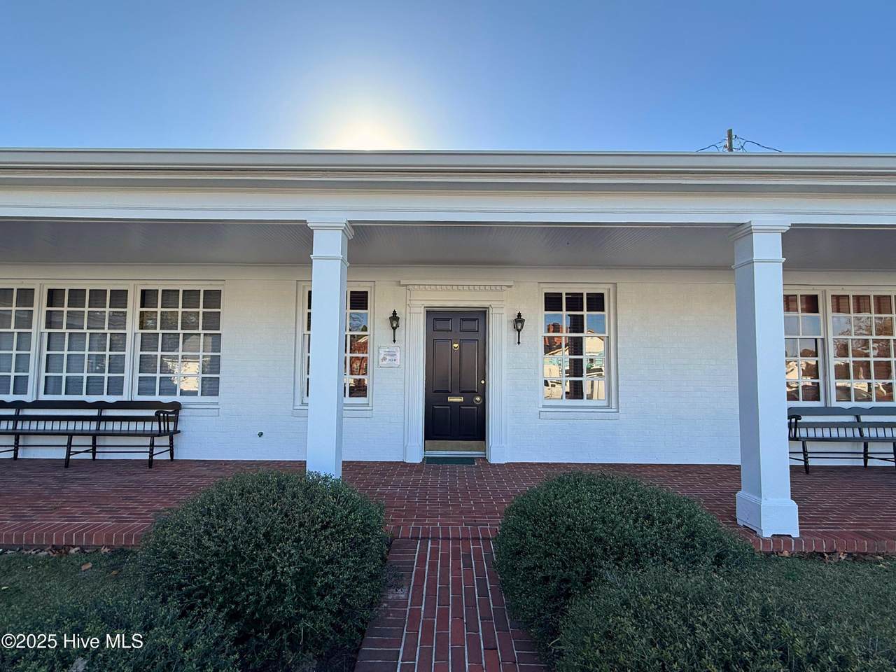 312 College Street - Photo 1