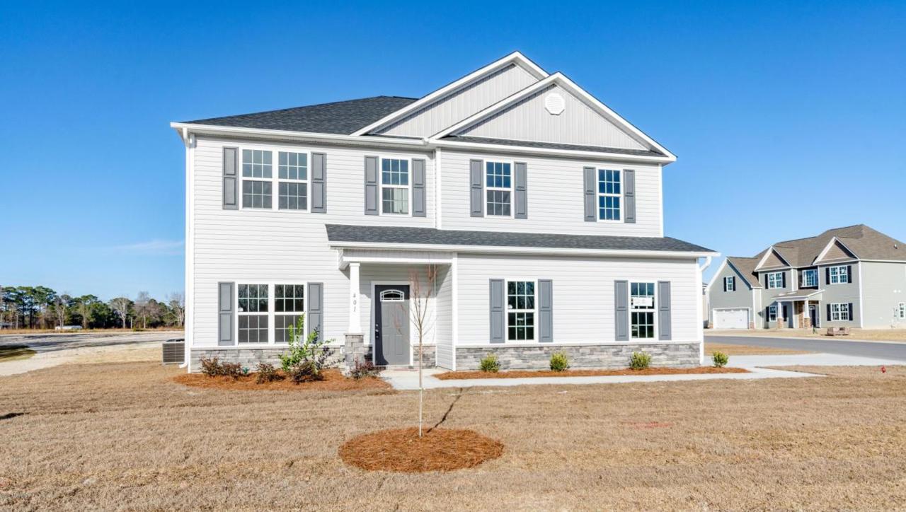 401 Worsley Way - Photo 1