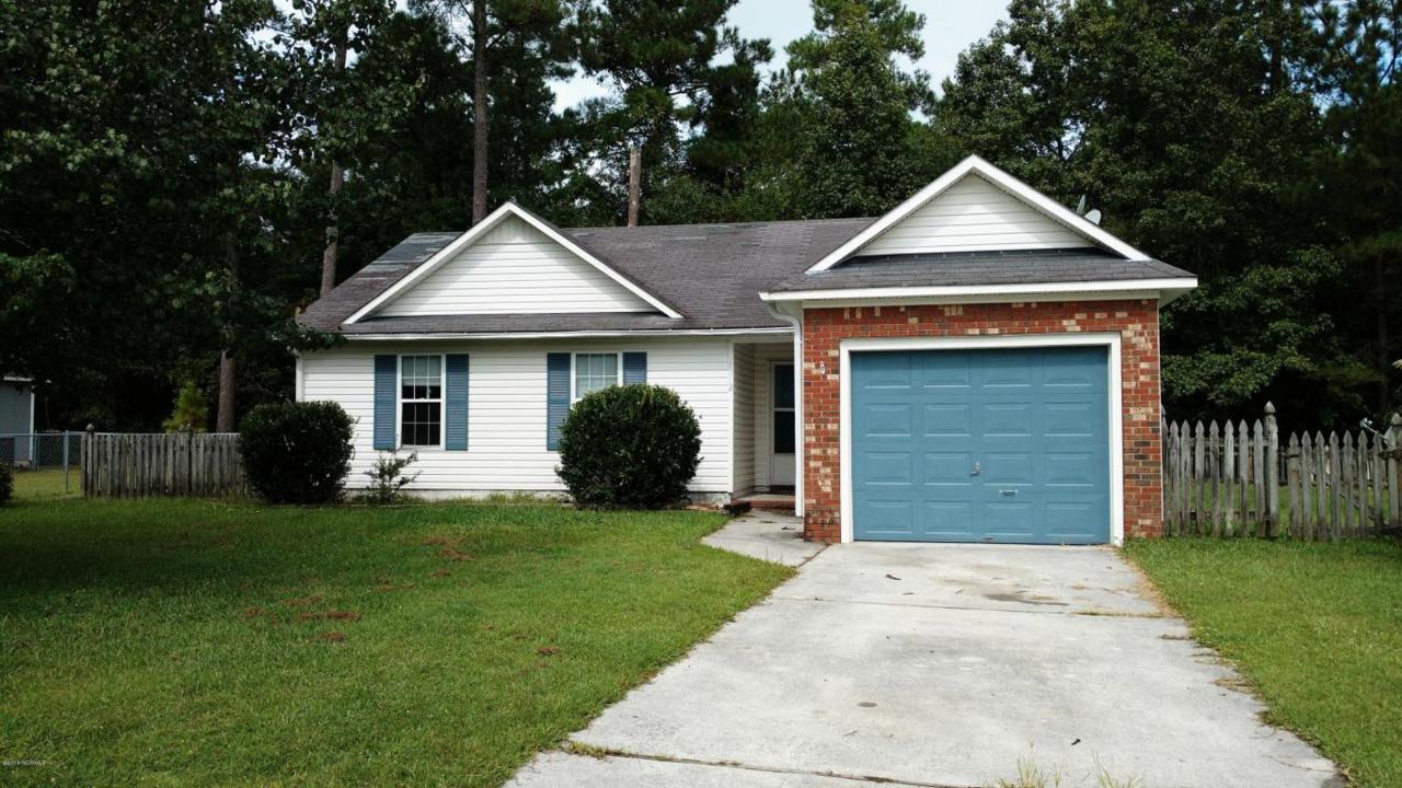 1012 Shadow Moss Court, Midway Park, NC 28544 (MLS #100022653) :: Century 21 Sweyer & Associates