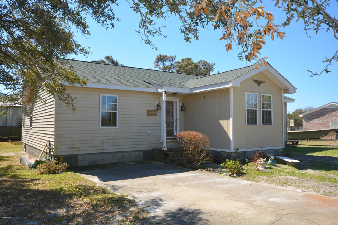 328 Bayview Drive - Photo 1