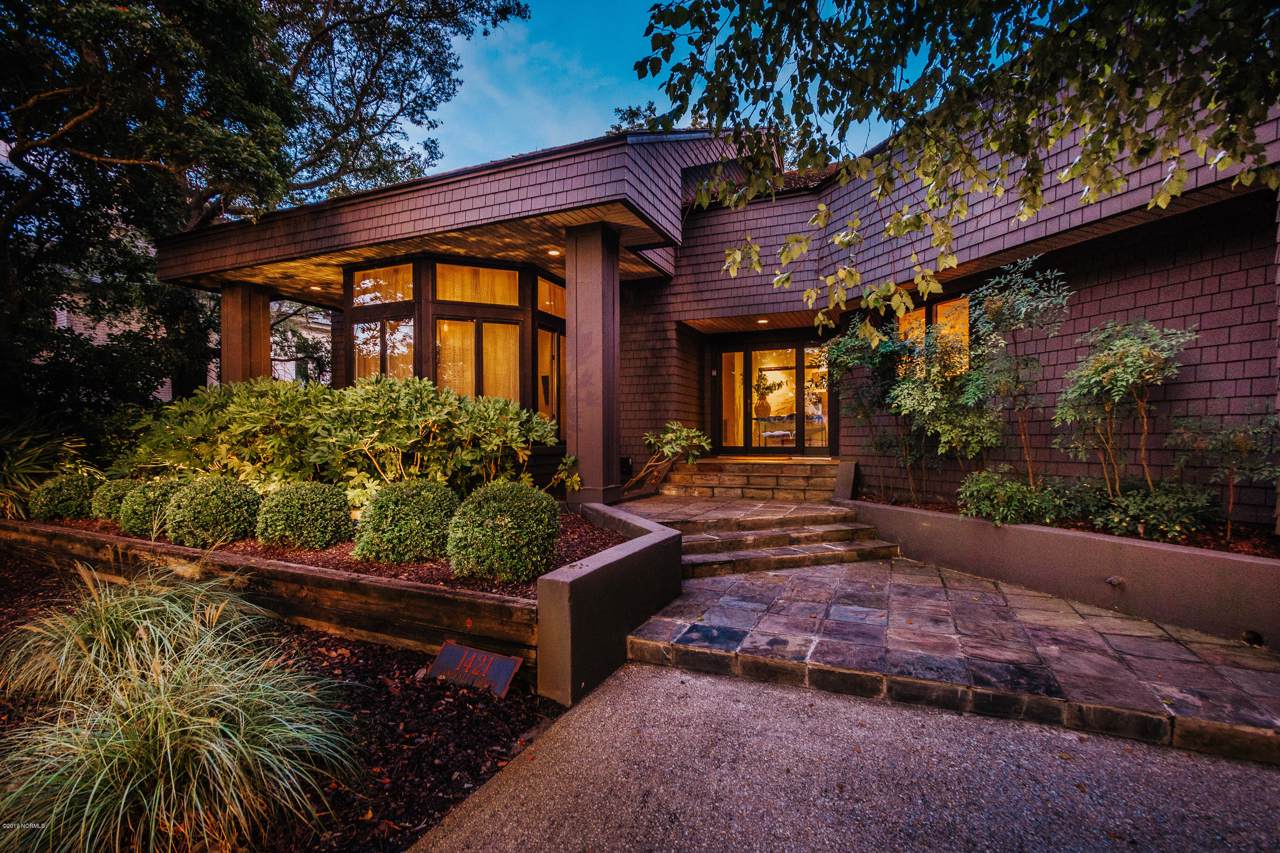 1421 Landfall Drive - Photo 1