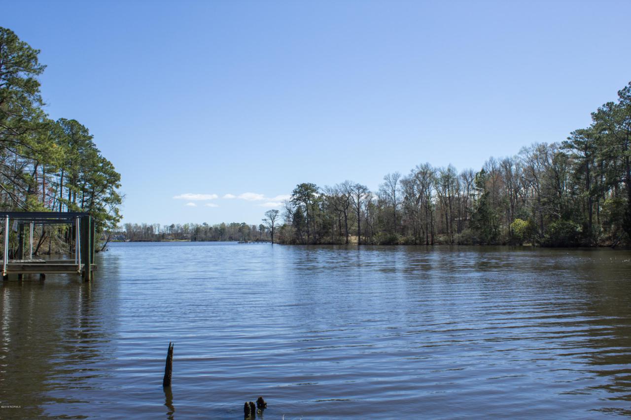 20 Peninsula Drive - Photo 1