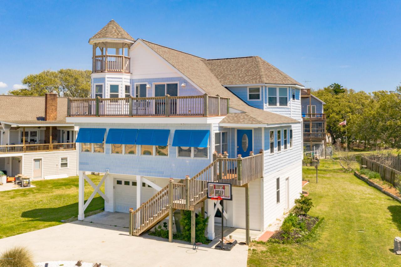 414 Channel Drive - Photo 1