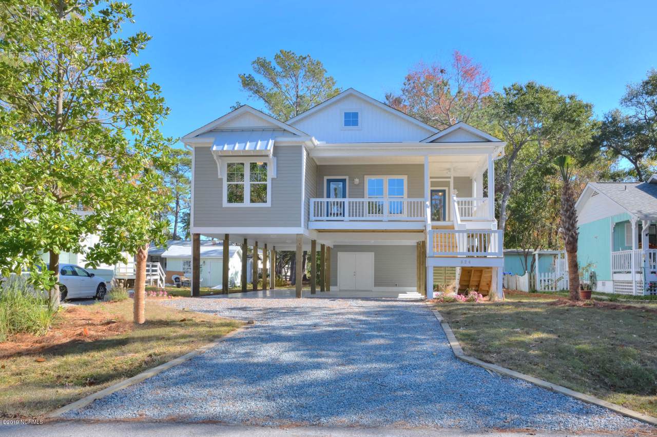 324 48th Street - Photo 1