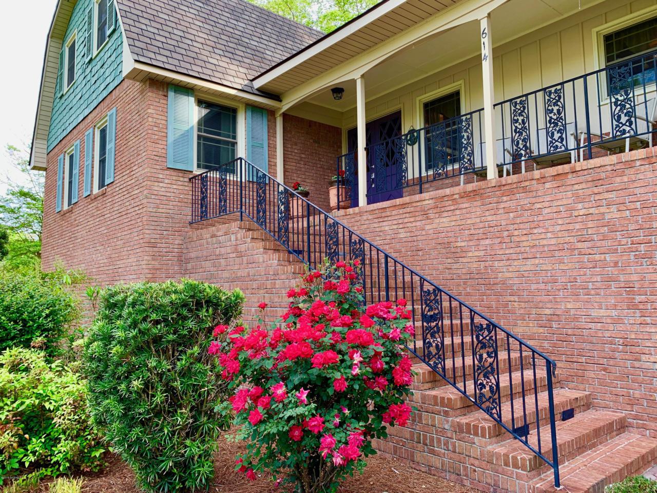 614 College Avenue - Photo 1