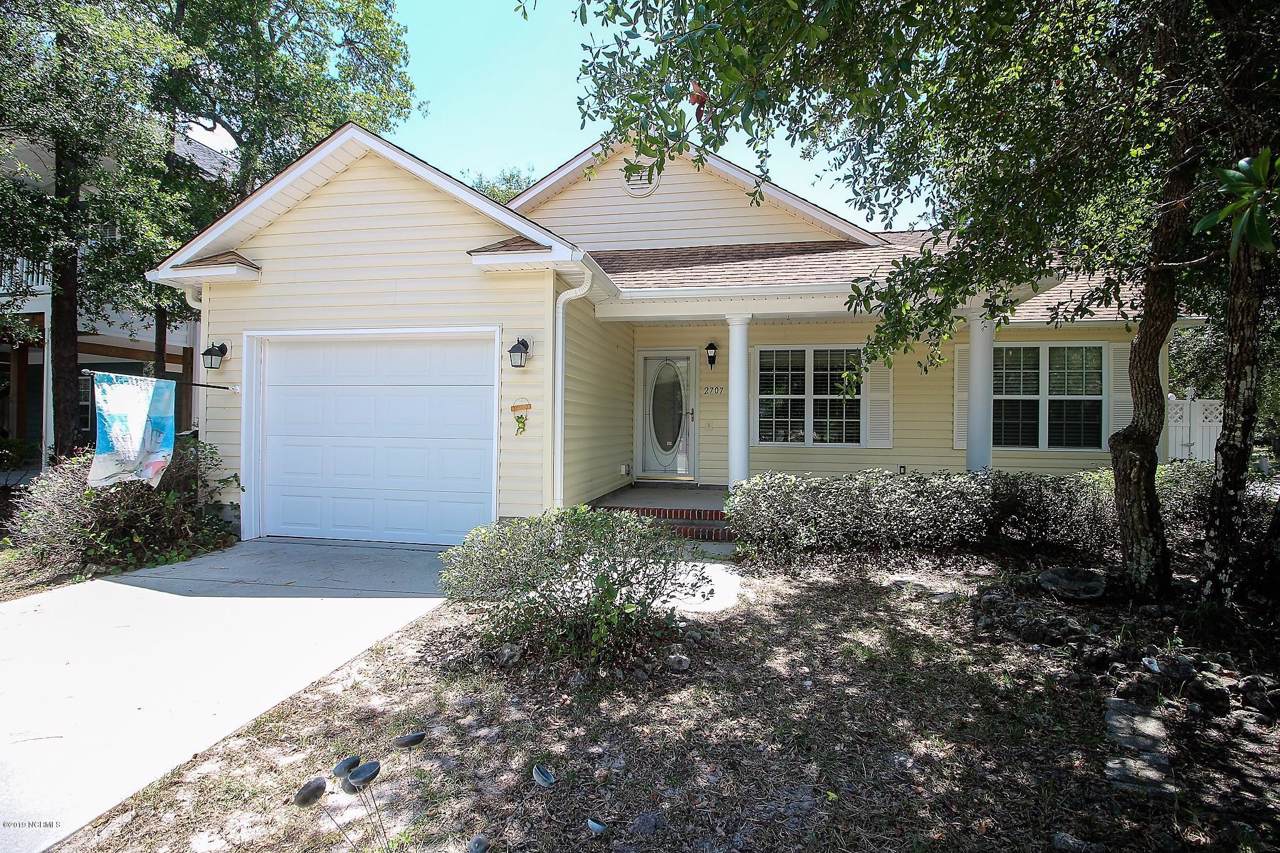 2707 Oak Island Drive - Photo 1