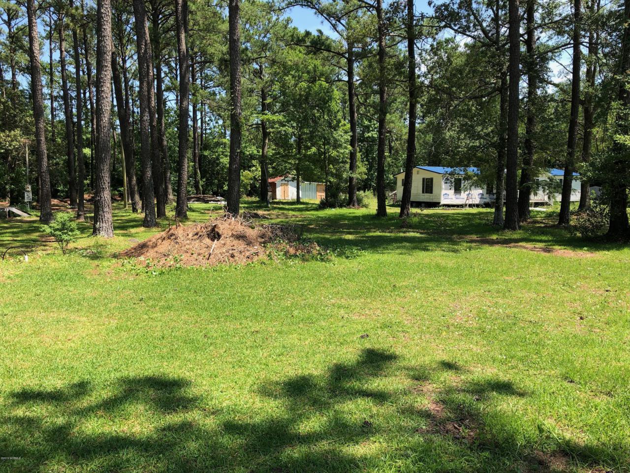 515 Harkers Island Road - Photo 1