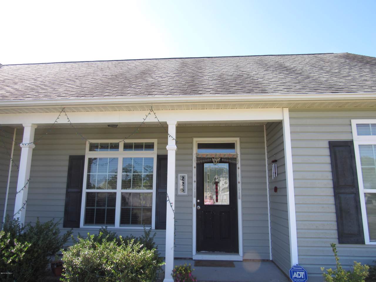 225 Macdonald Boulevard - Photo 1