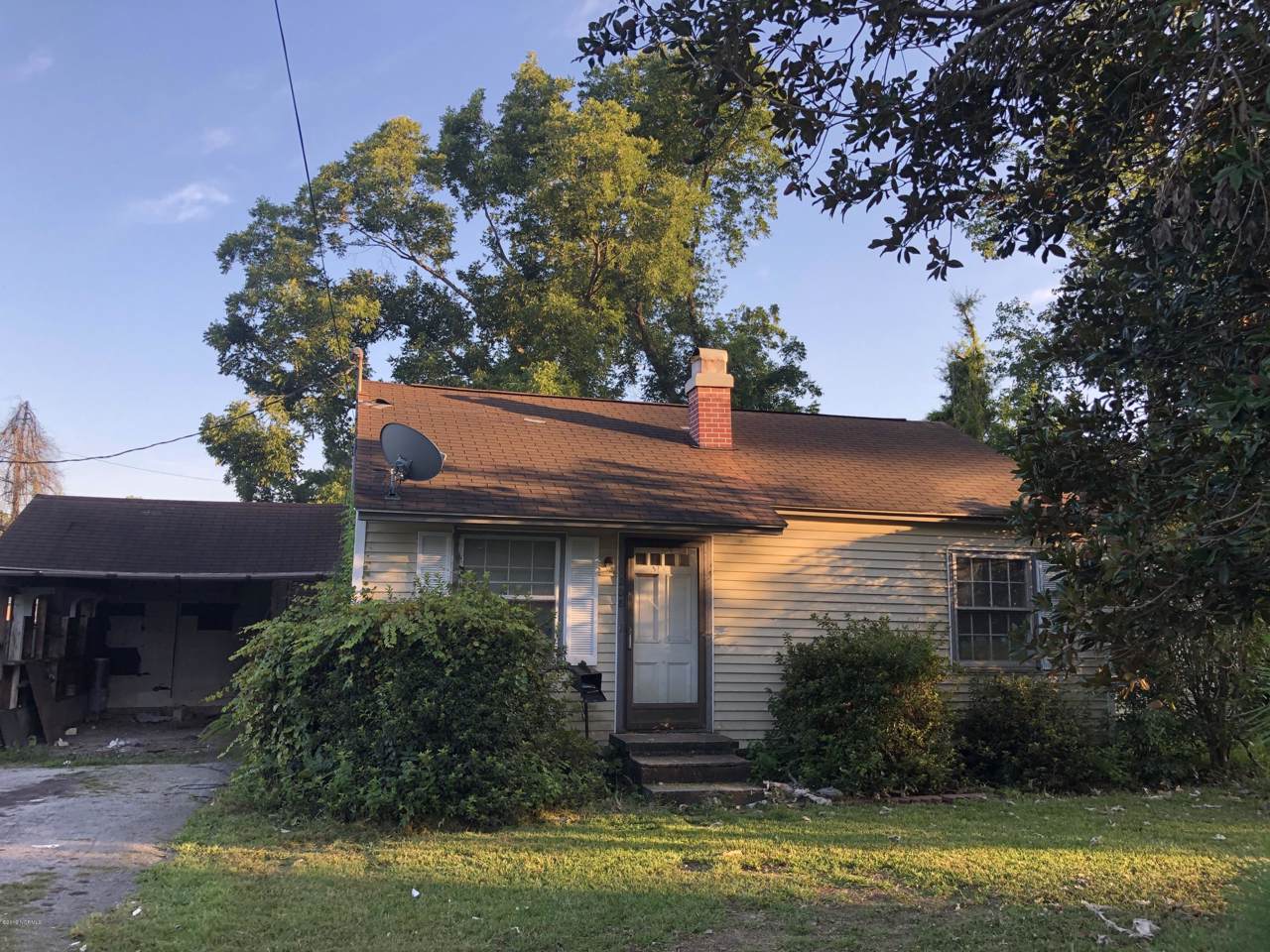 208 Charles Street - Photo 1