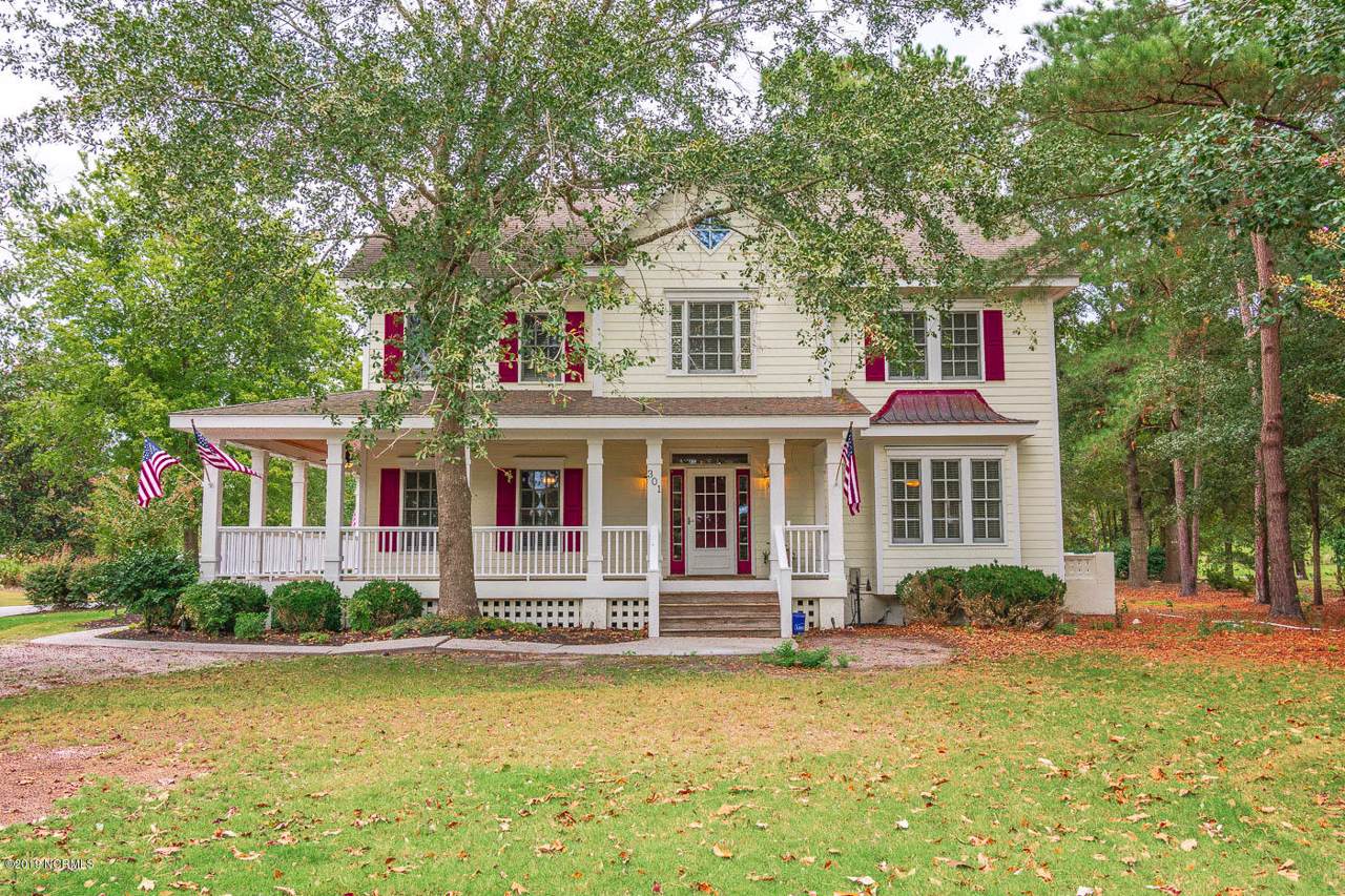 301 Red Fox Run Drive - Photo 1