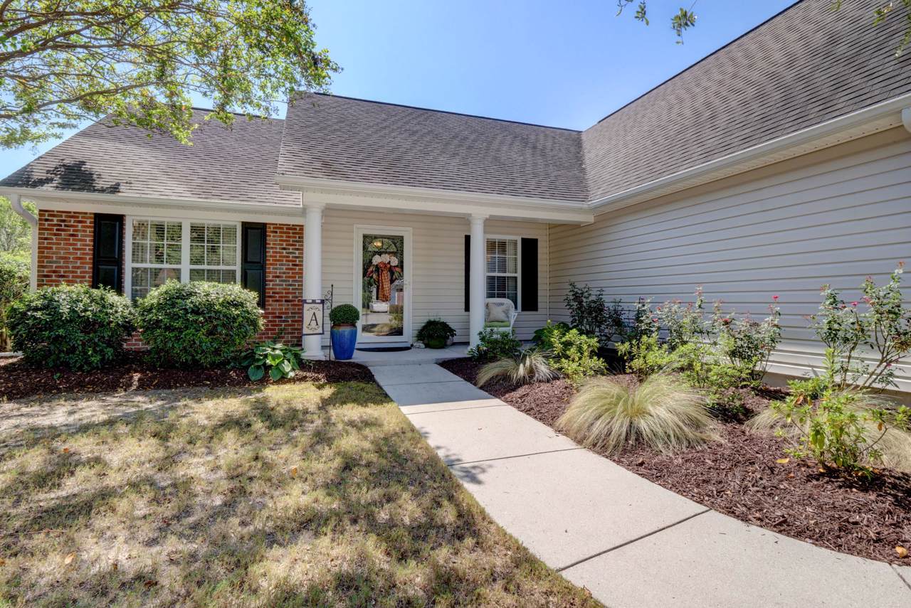 8809 Plantation Landing Drive - Photo 1