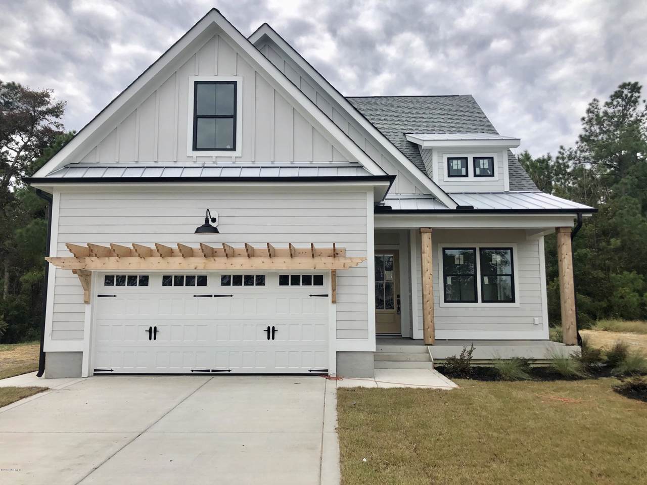 504 White Picket Way - Photo 1