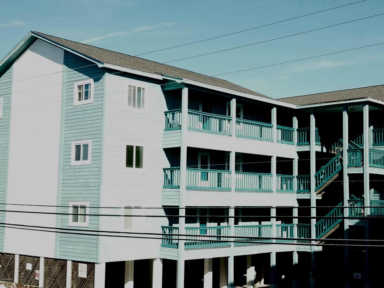1404 Canal Drive - Photo 1