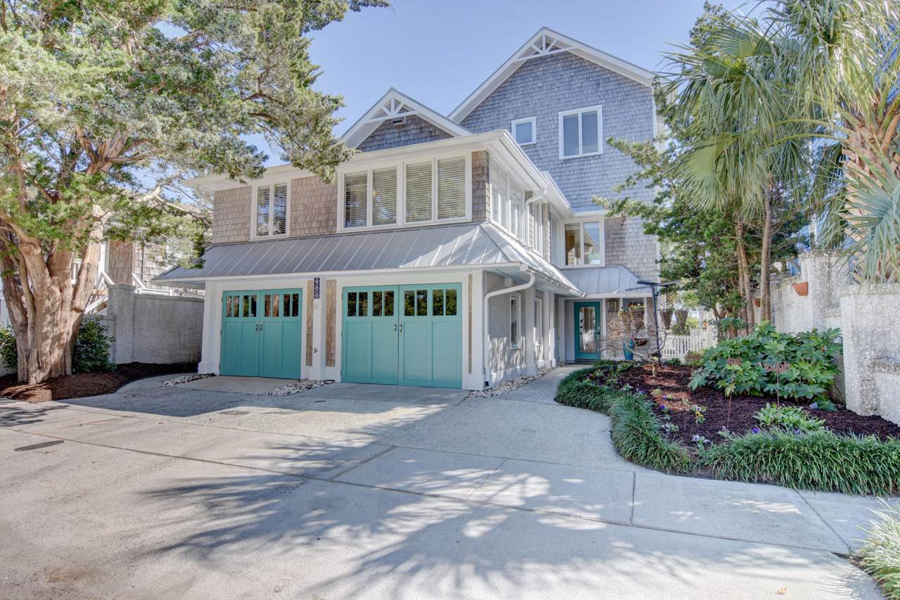 408 Channel Drive - Photo 1