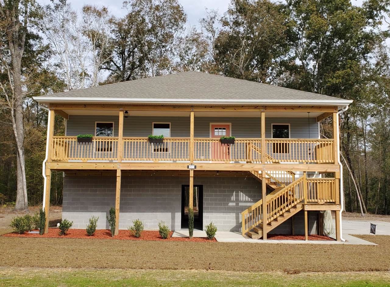 275 Paul Drive - Photo 1