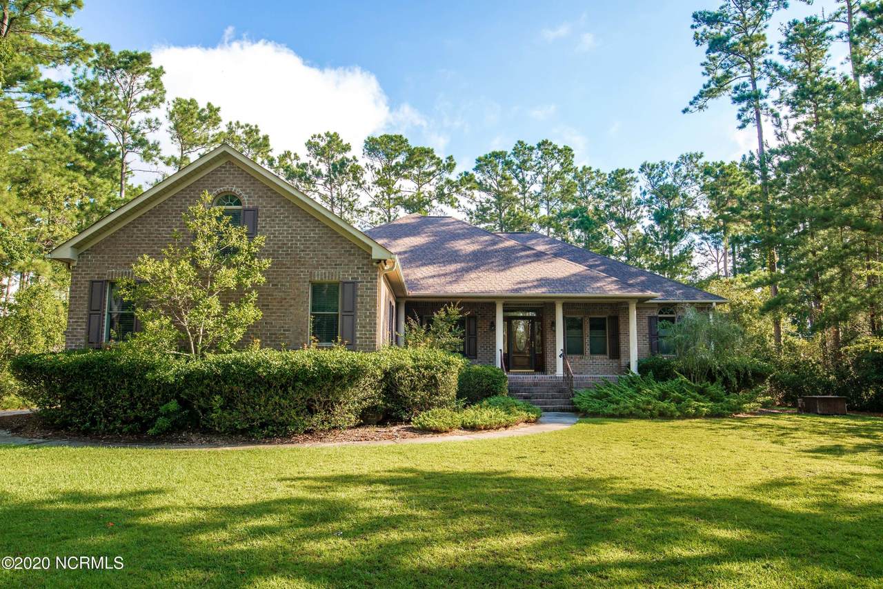 593 Quail Road - Photo 1
