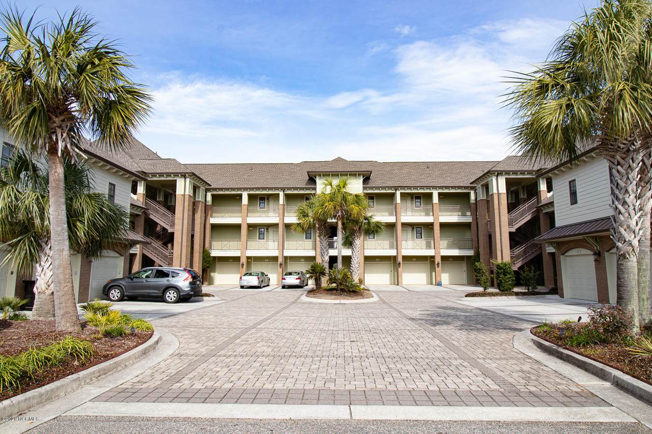 6813 Mayfaire Club Drive - Photo 1