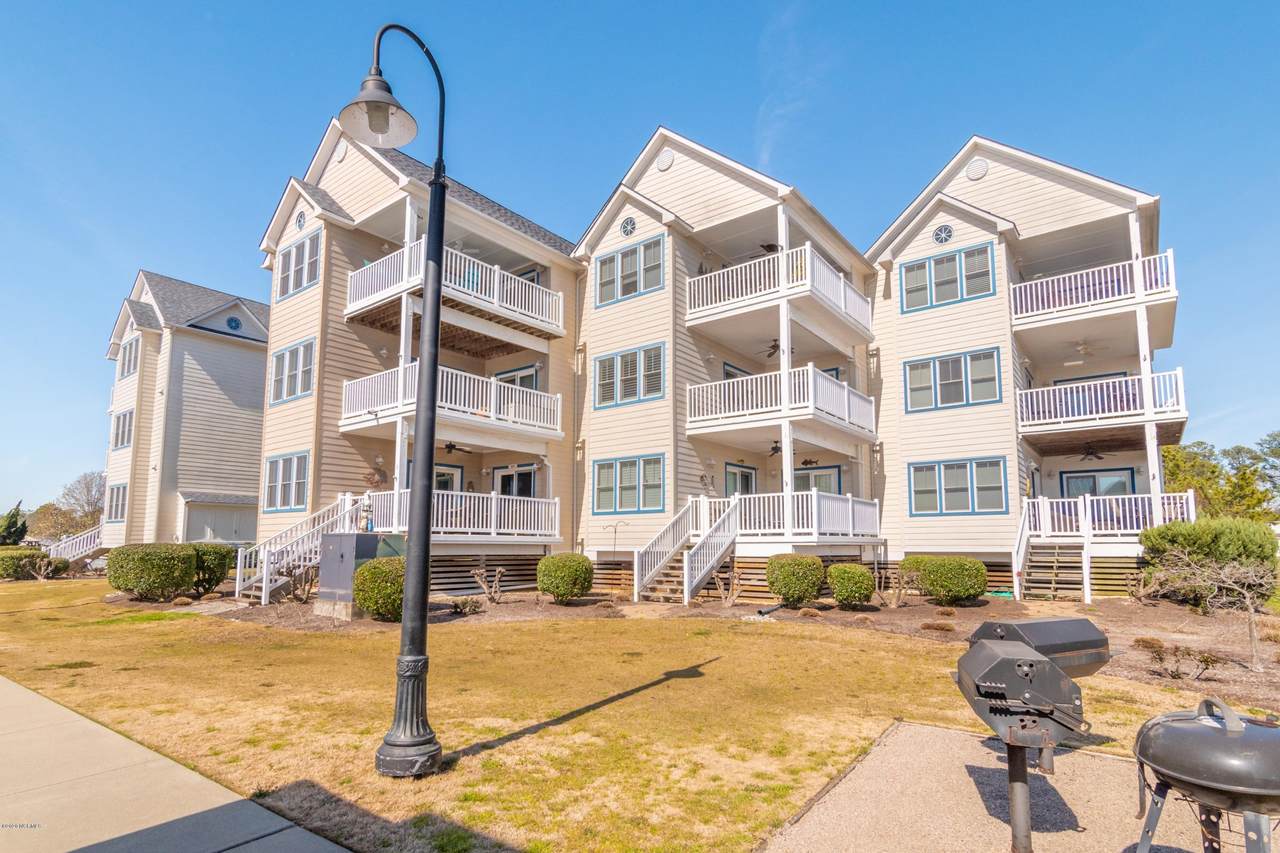 4206 Day Beacon Drive - Photo 1
