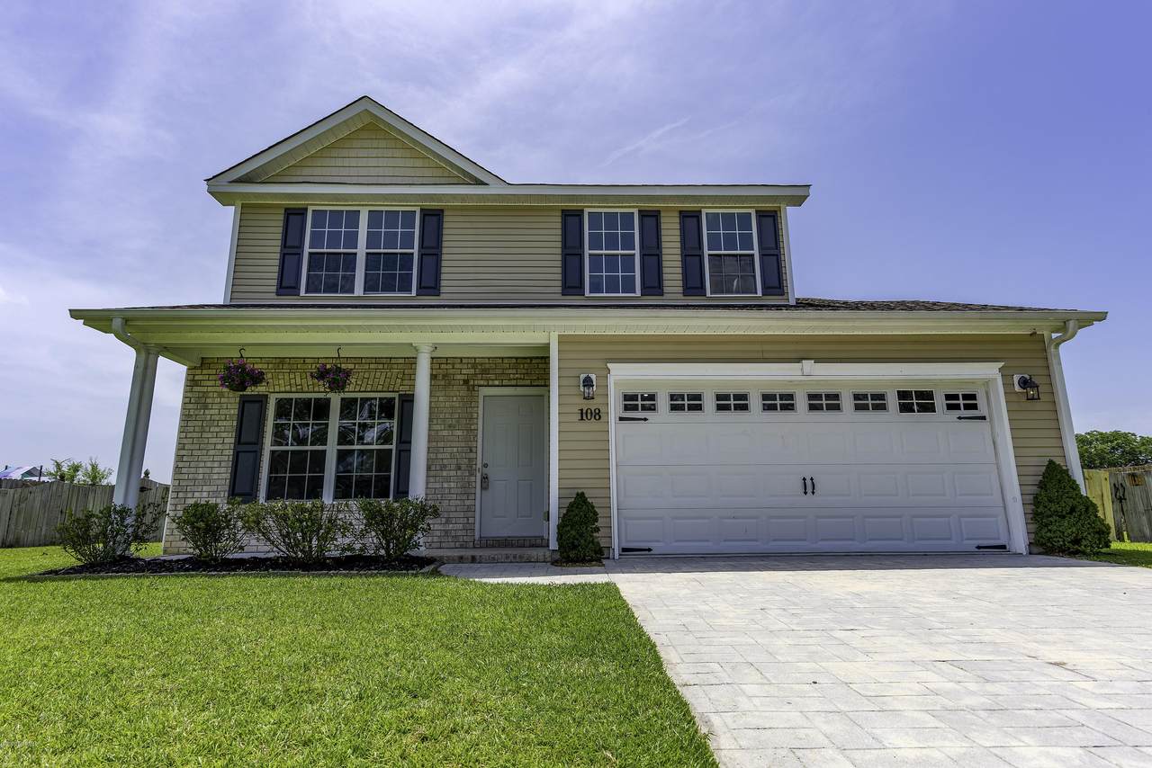 108 Maidstone Drive - Photo 1