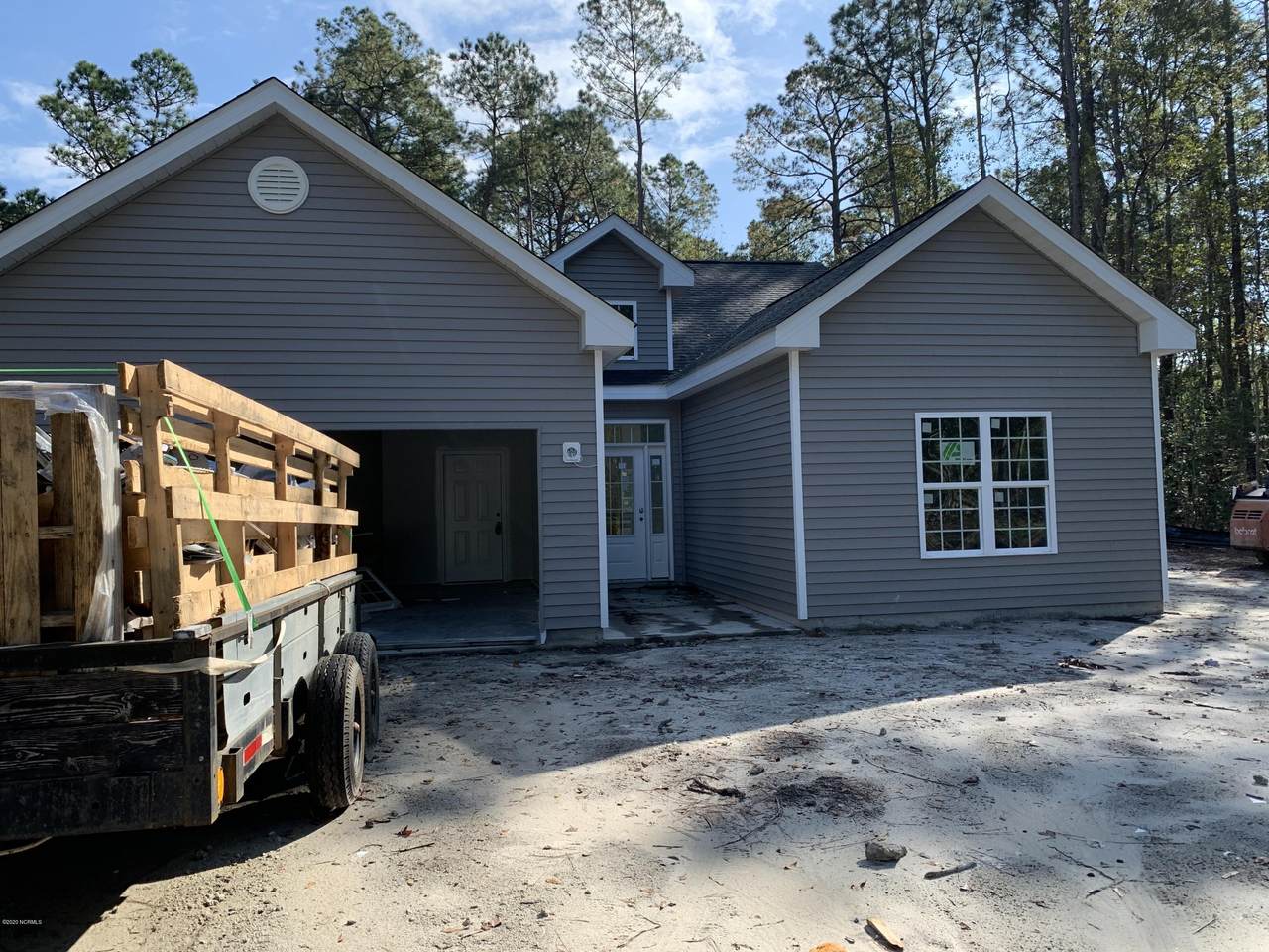 672 Boundaryline Drive - Photo 1