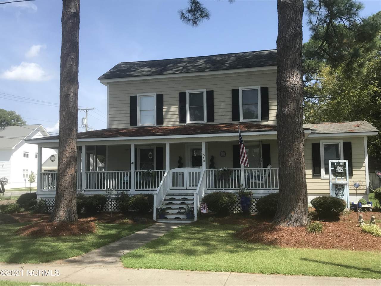 519 Water Street - Photo 1