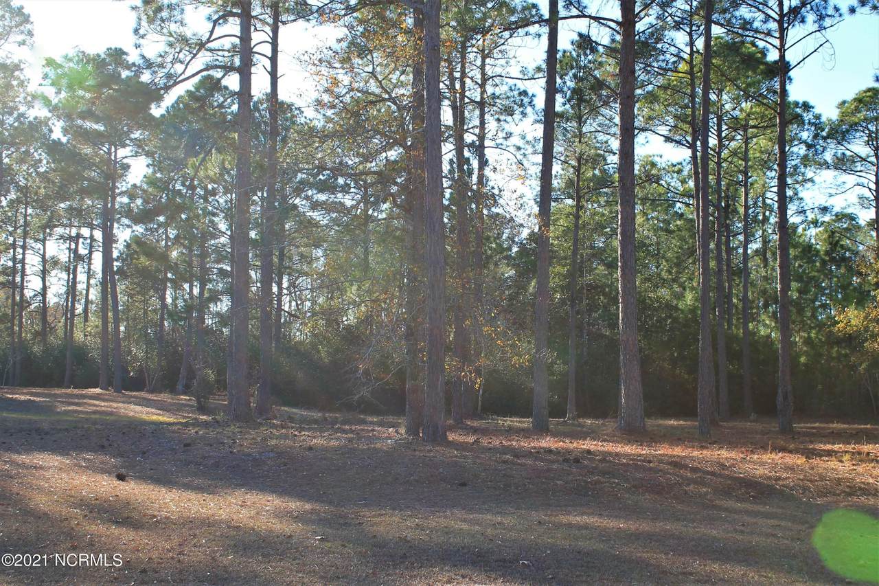683 Breezewood Drive - Photo 1