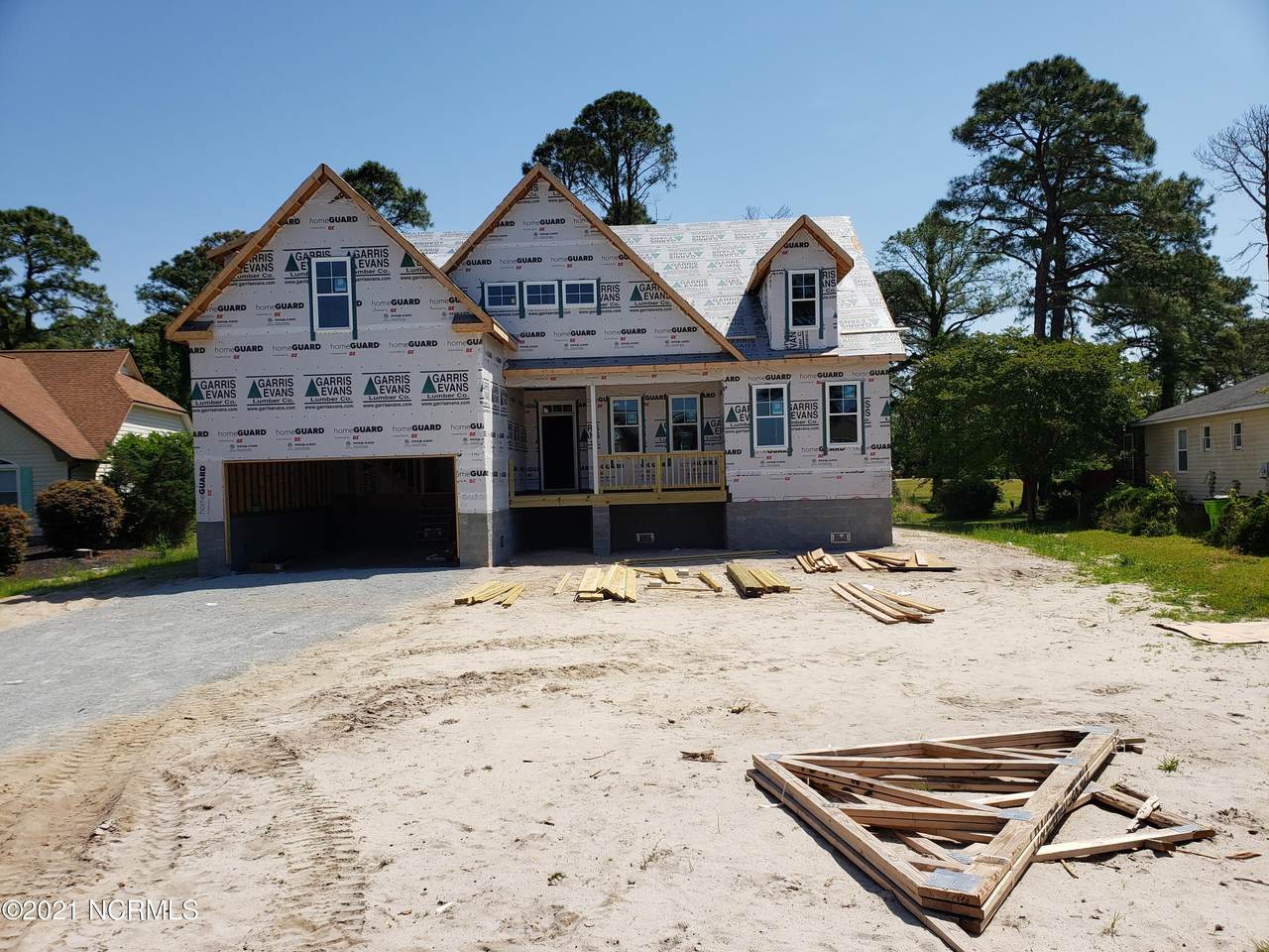 1005 Pelican Drive - Photo 1