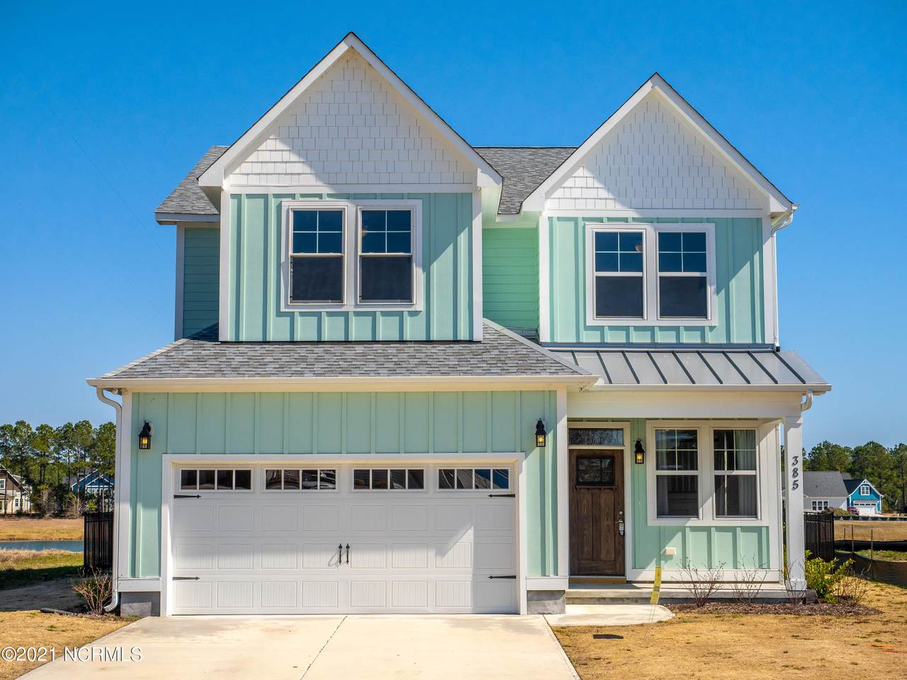 385 Summerhouse Drive - Photo 1