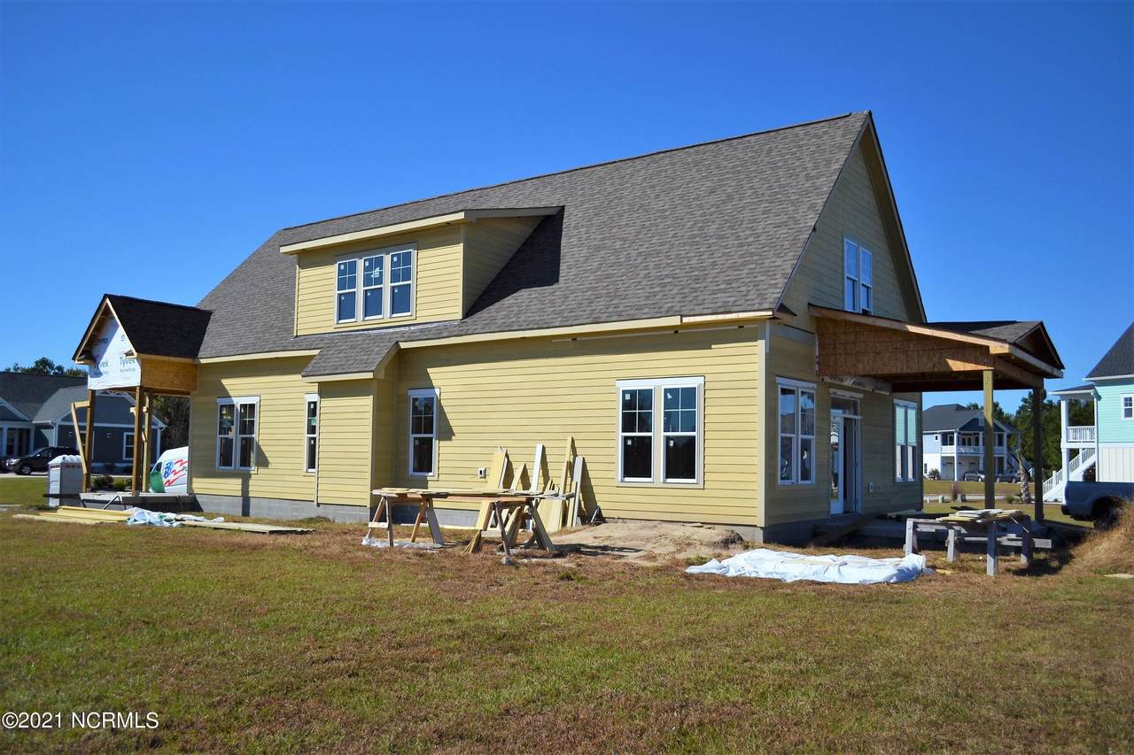 419 Summerhouse Drive - Photo 1
