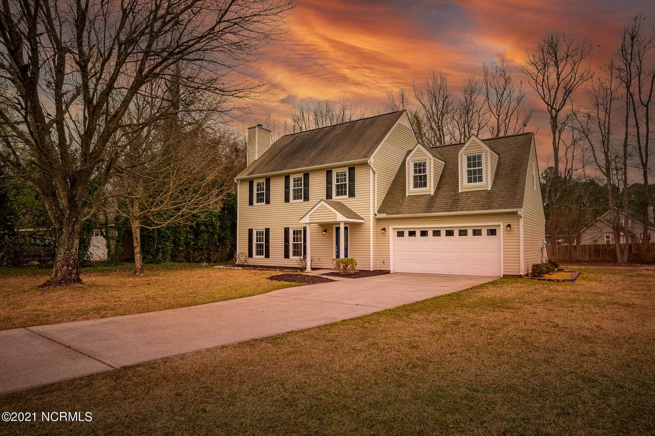 227 Forest Oaks Drive - Photo 1