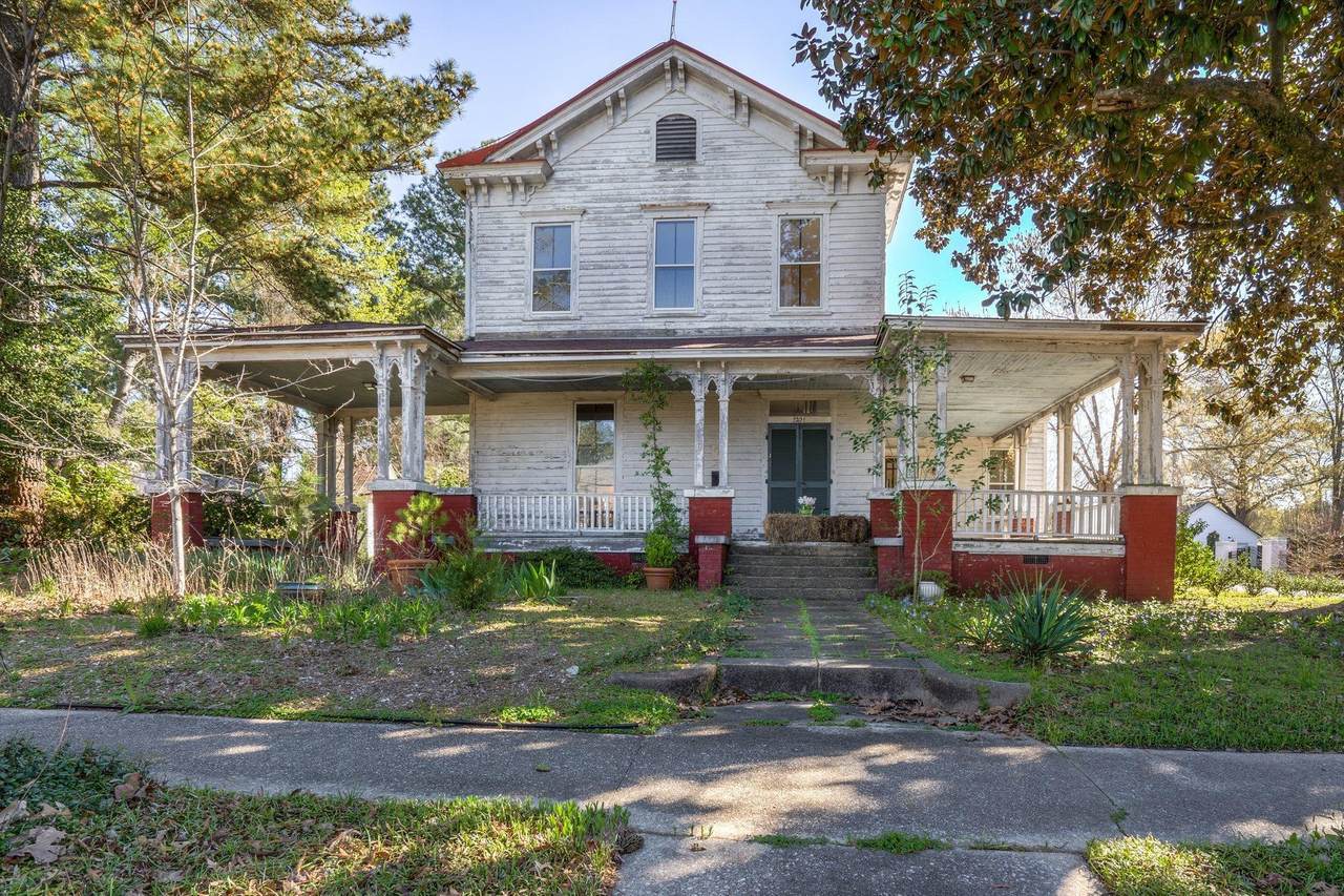 1201 Main Street - Photo 1