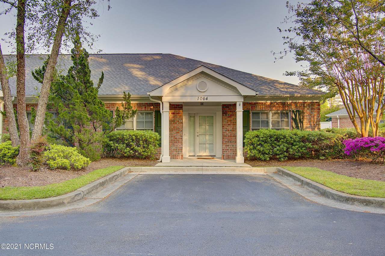 1064 Headwater Cove Lane - Photo 1