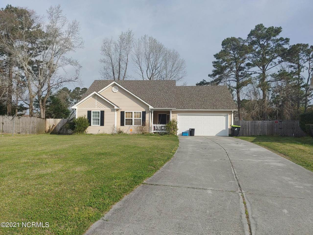 418 Eucalyptus Lane - Photo 1