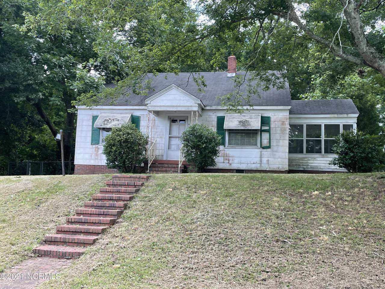 403 Main Street - Photo 1