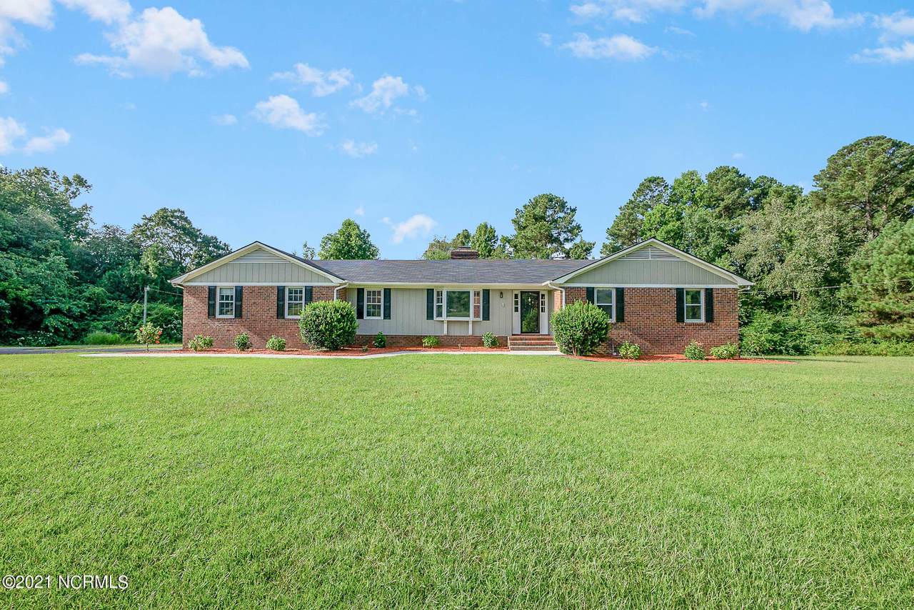 210 Millbrook Avenue - Photo 1