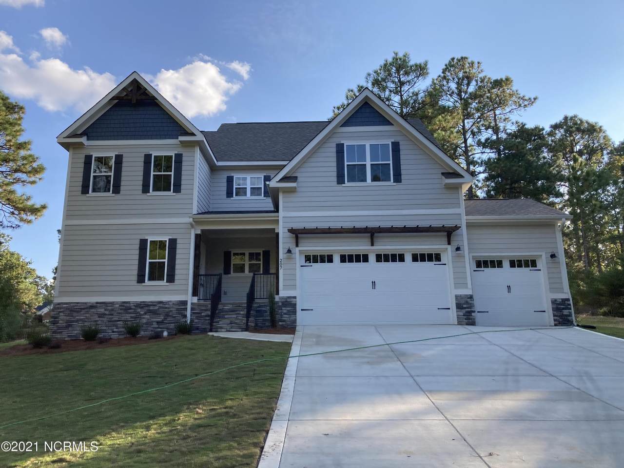 207 Juniper Creek Boulevard - Photo 1