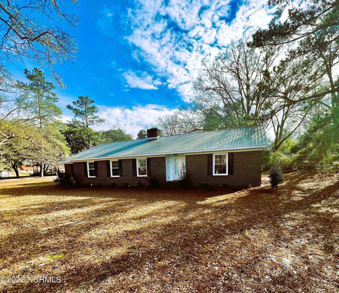 123 Ballard Street - Photo 1