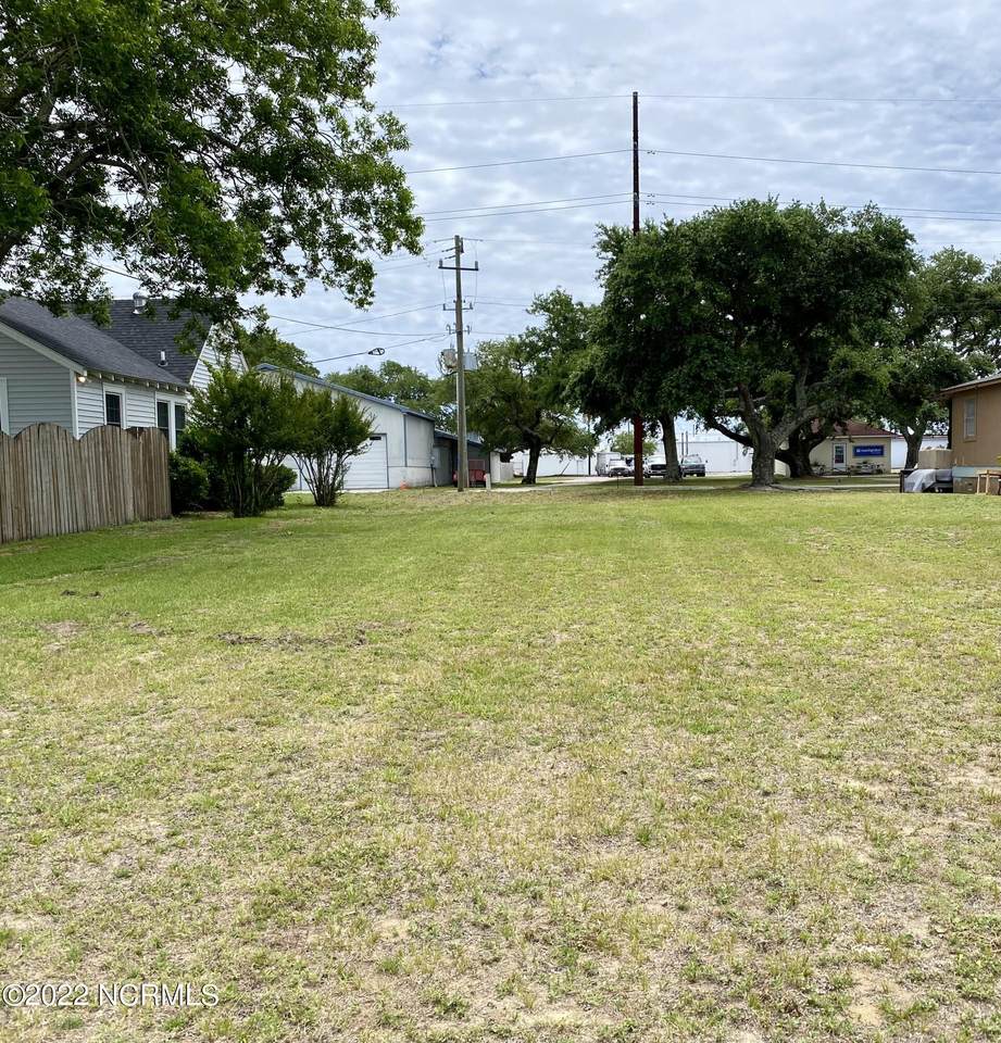 1704 Fisher Street - Photo 1