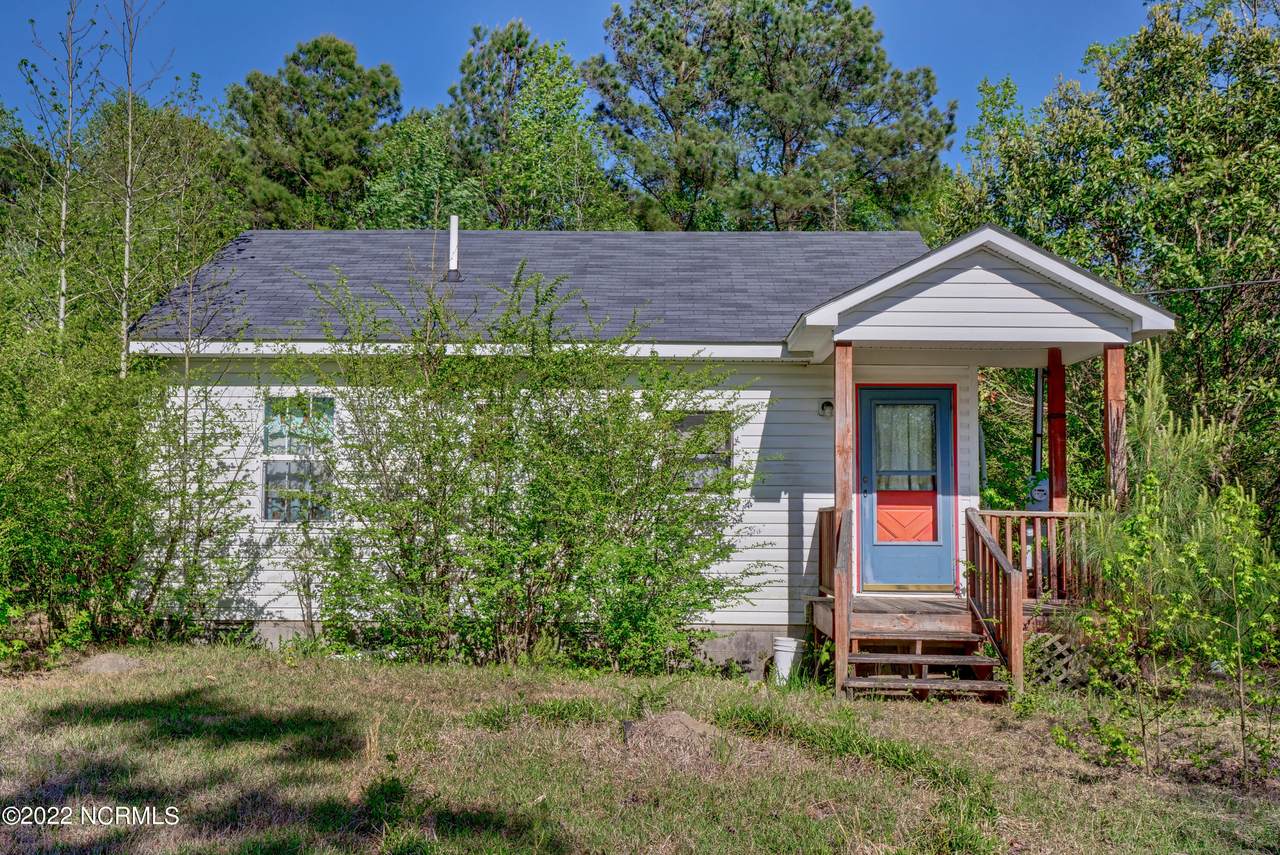 1114 Comfort Road - Photo 1