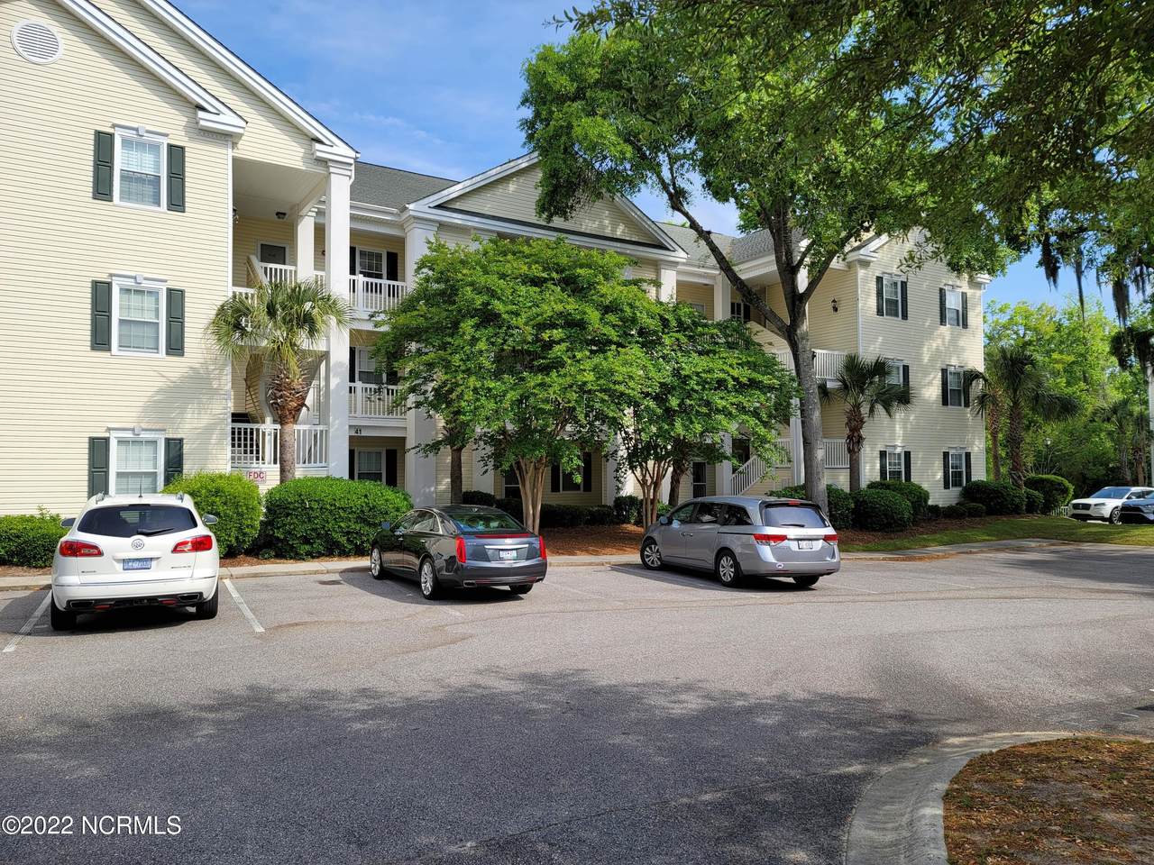601 Hillside Drive - Photo 1